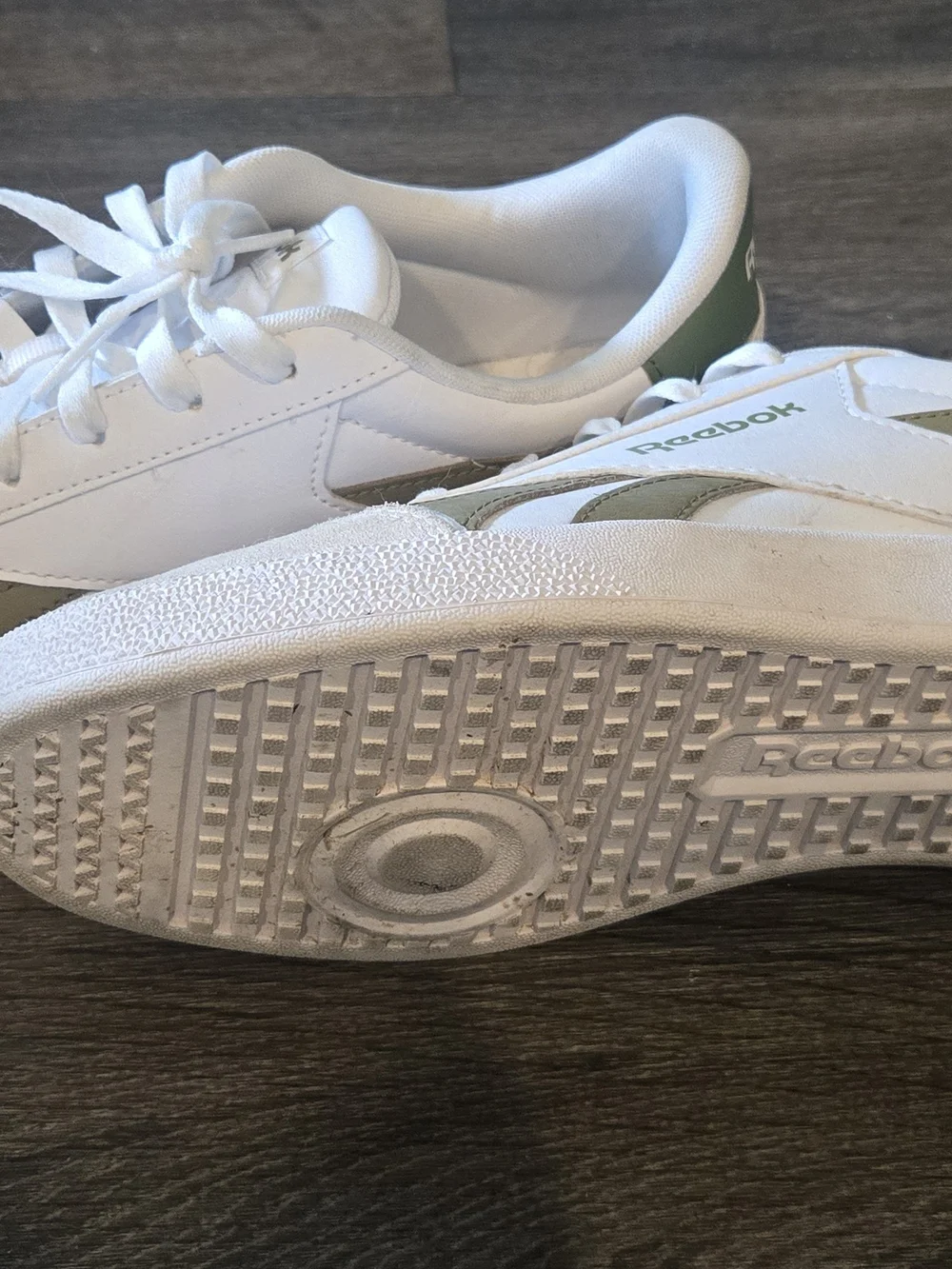 Reebok Mens White and Olive Accent Sneakers